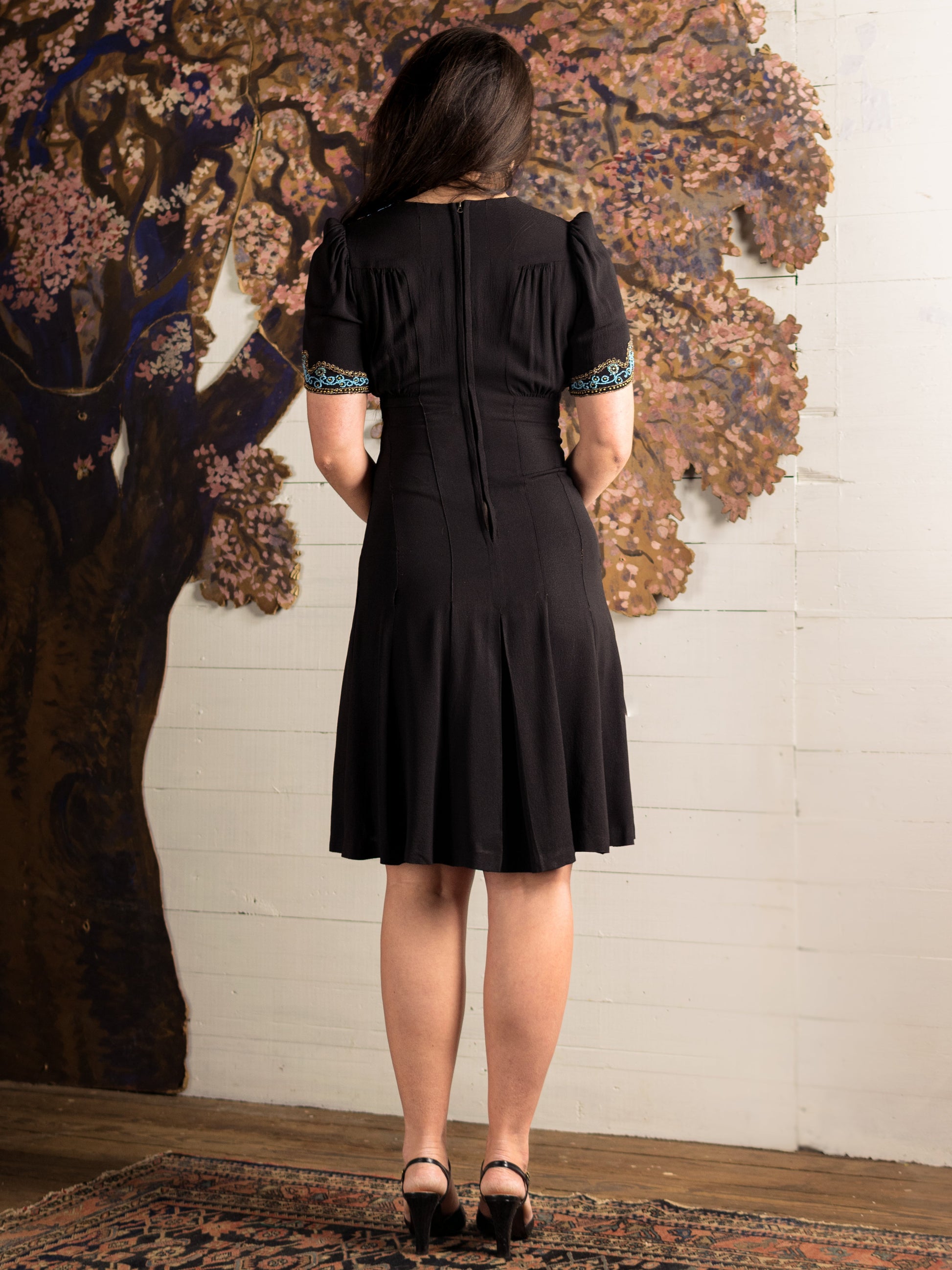Vintage 1940s 40s Black & Turquoise Rayon Crepe Beaded Dress Second Sight Vintage Vintage 1940s 40s Black & Turquoise Rayon Crepe Beaded Dress Second Sight Vintage