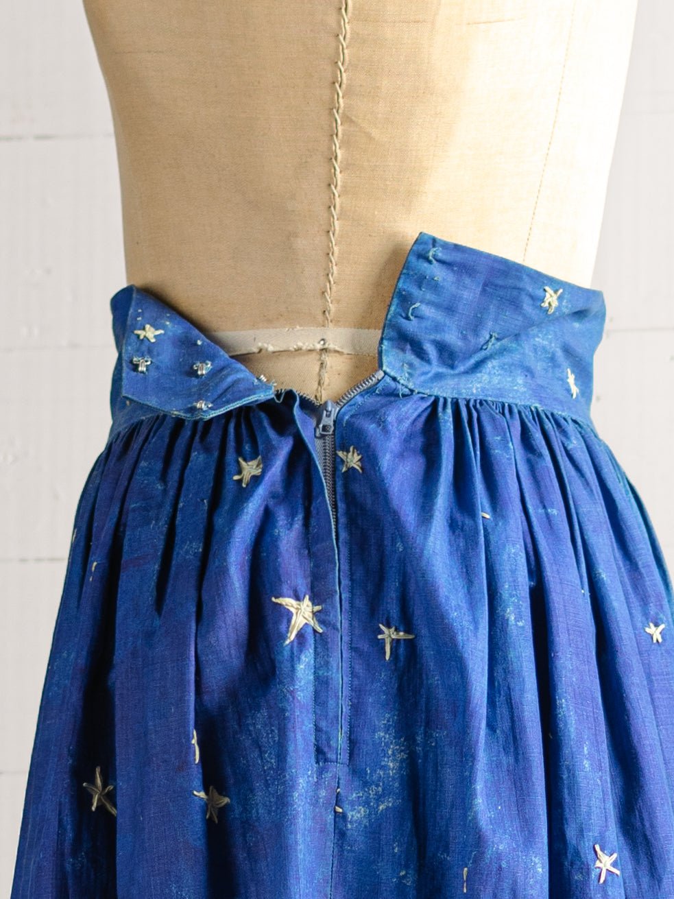 1940s Hand Painted & Embroidered Starry Night Skirt - Size M - Second Sight Vintage