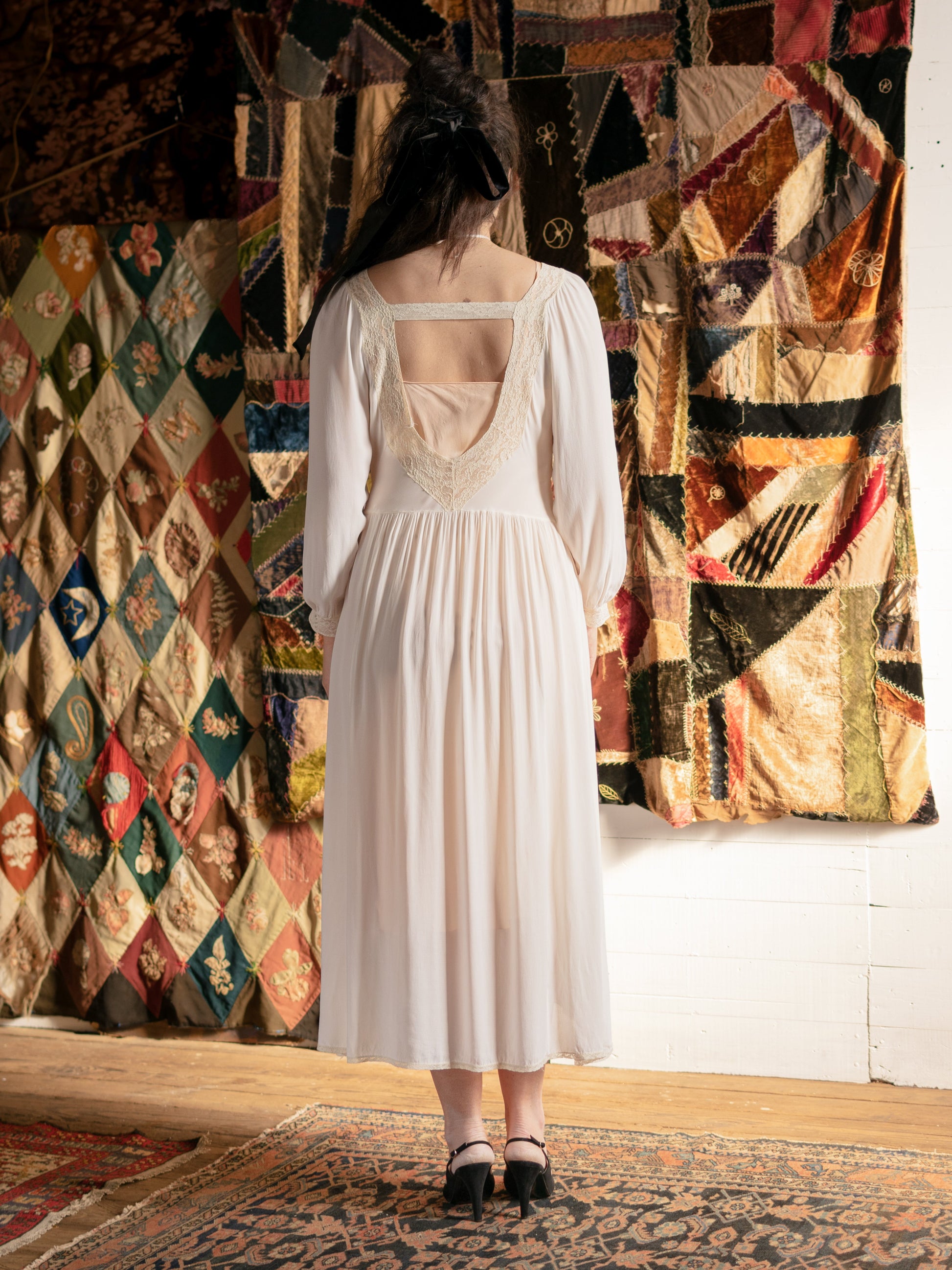 1940s Open Back Deep V White Lace Dress - Size S - M - Second Sight Vintage