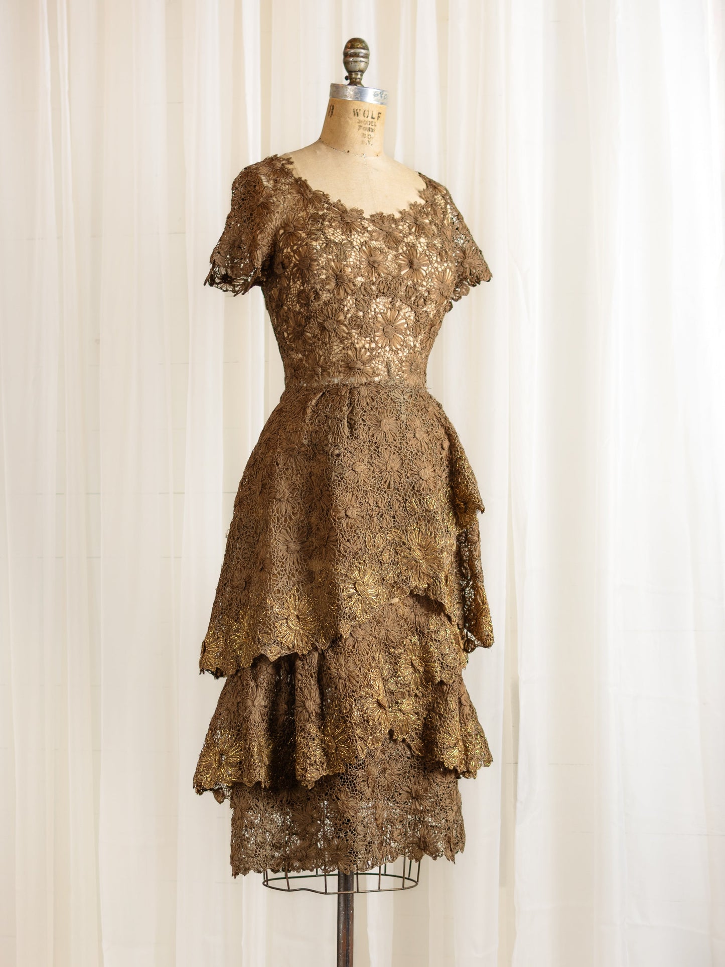 1950's Ribbonwork Silk Crocheted Lace Brown & Gold Dress - Size S M - Second Sight Vintage