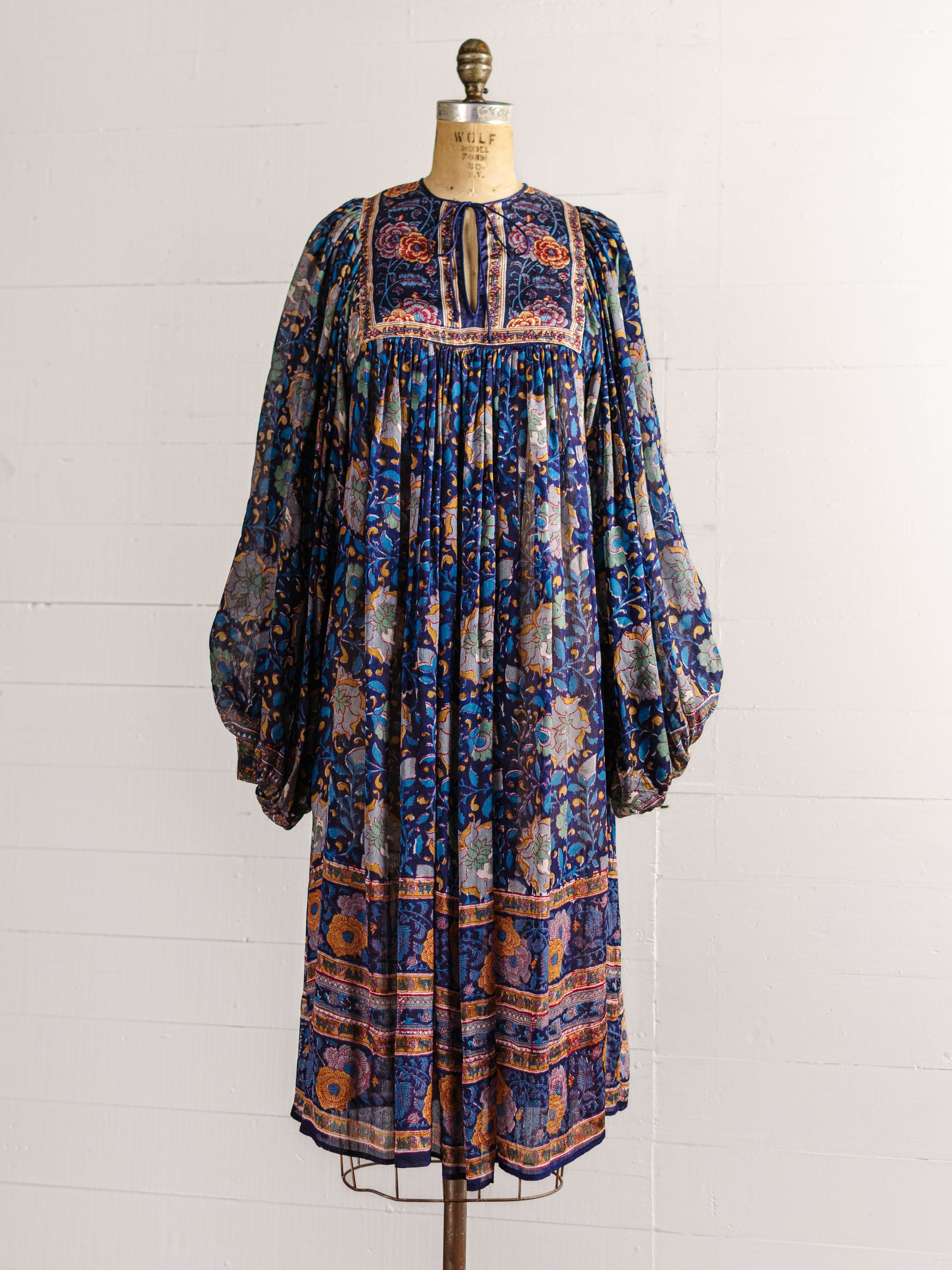 1970s Ritu Kumar For Judith Ann Blue & Orange Silk Indian Dress - Size S M L - Second Sight Vintage