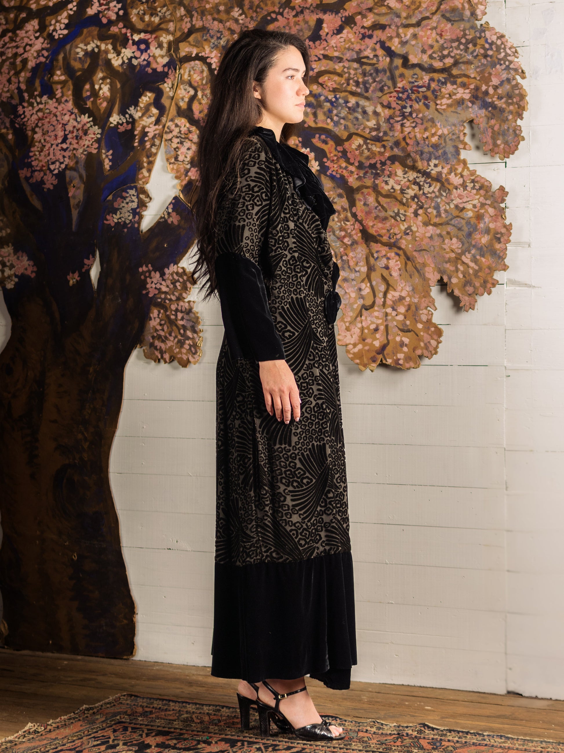Antique 1920's Black Devoré Velvet Coat - Size S M L - Second Sight Vintage