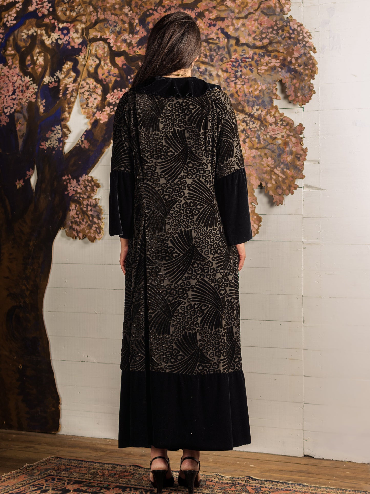 Antique 1920's Black Devoré Velvet Coat - Size S M L - Second Sight Vintage